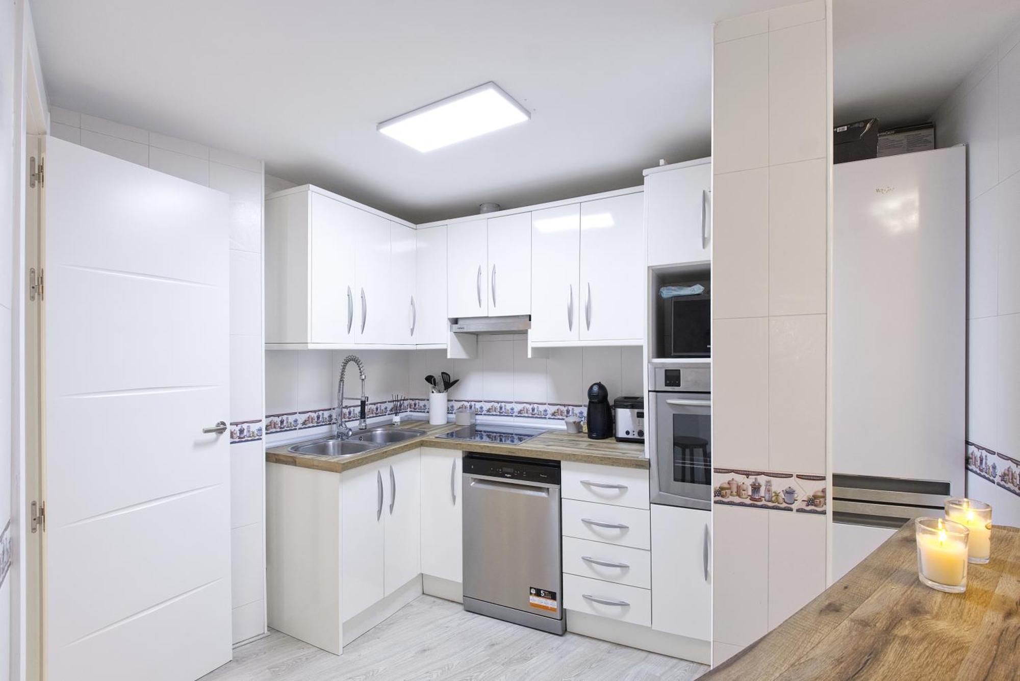 Apartamento De 3 Habitaciones En El Centro Malaga Luaran gambar